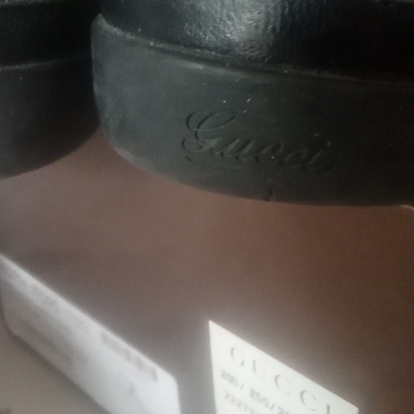 EUC GUCCI SHOES - Picture 5 of 7